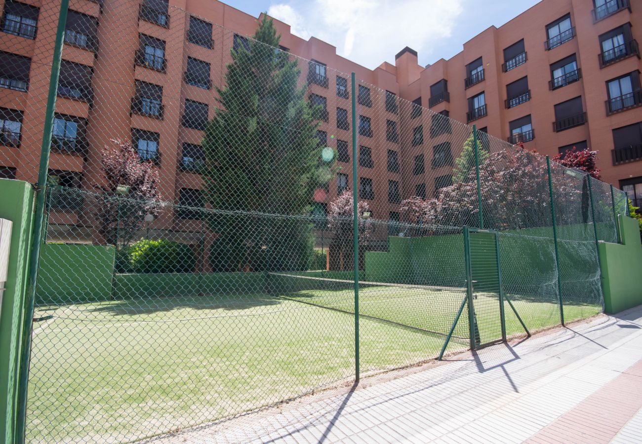 Apartamento en Madrid - M (CMP9) Cómodo y tranquilo apartamento Aeropuerto