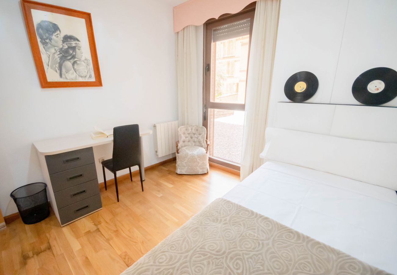 Apartamento en Madrid - M (ATA5D) Bonito y acogedor apartamento Isla Azul