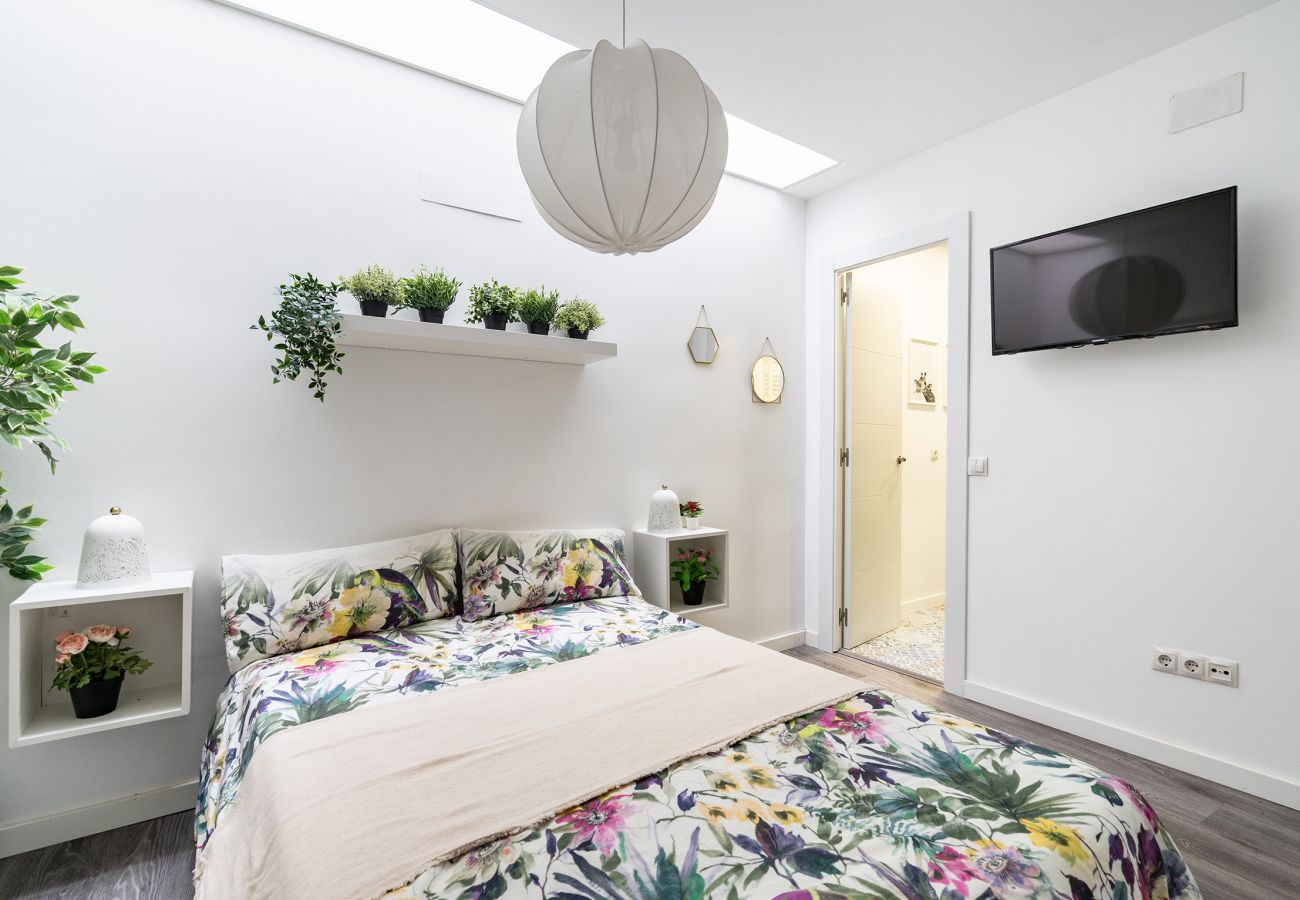 Apartamento en Madrid - Original y coqueto apartamento cerca al parque Pradolongo- Madrid M (GOA3)