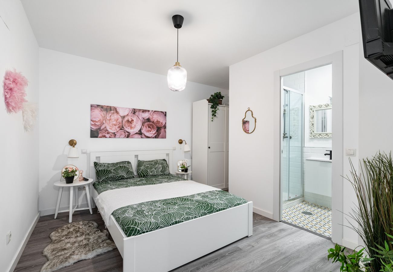 Apartamento en Madrid - Original y coqueto apartamento cerca al parque Pradolongo- Madrid M (GOA3)
