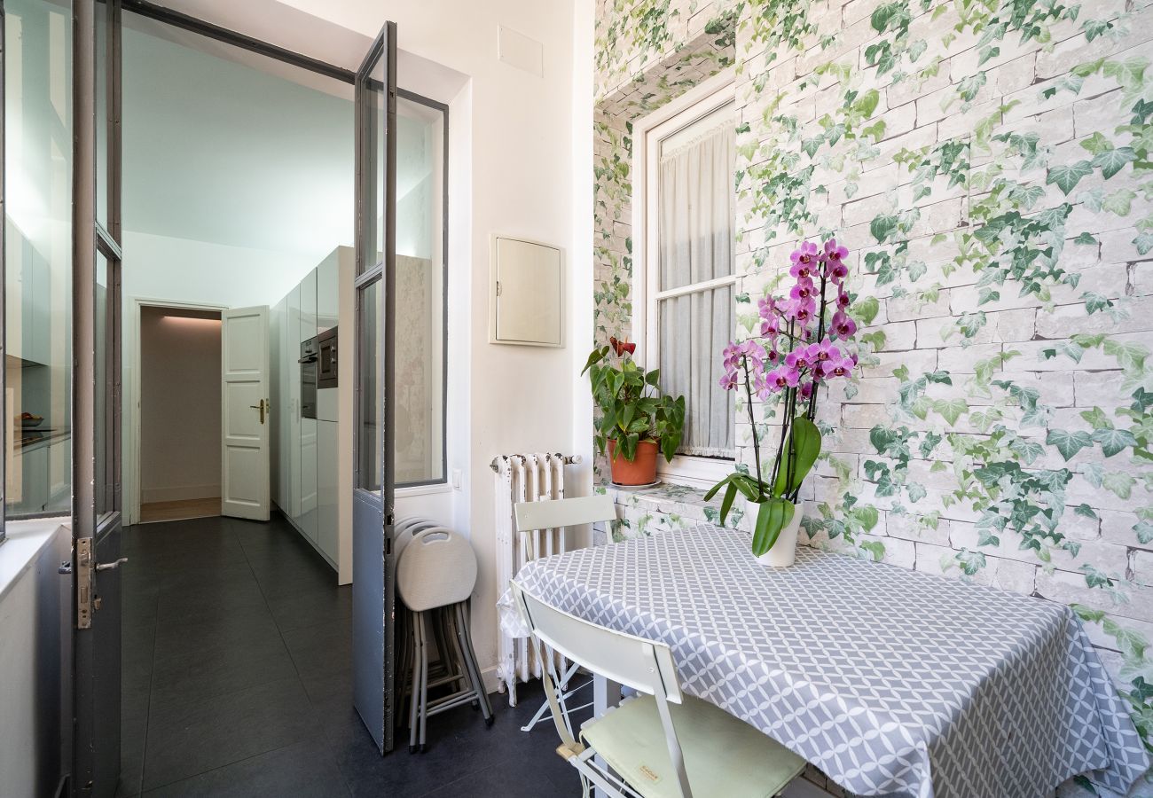 Apartamento en Madrid - Elegante y cómoda vivienda en el corazón del Barrio Salamanca Madrid M (PAD37)