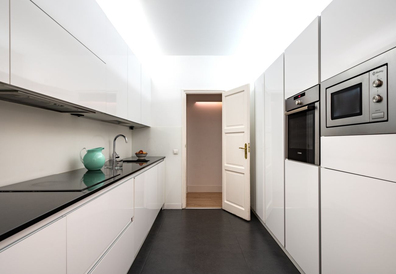 Apartamento en Madrid - Elegante y cómoda vivienda en el corazón del Barrio Salamanca Madrid M (PAD37)