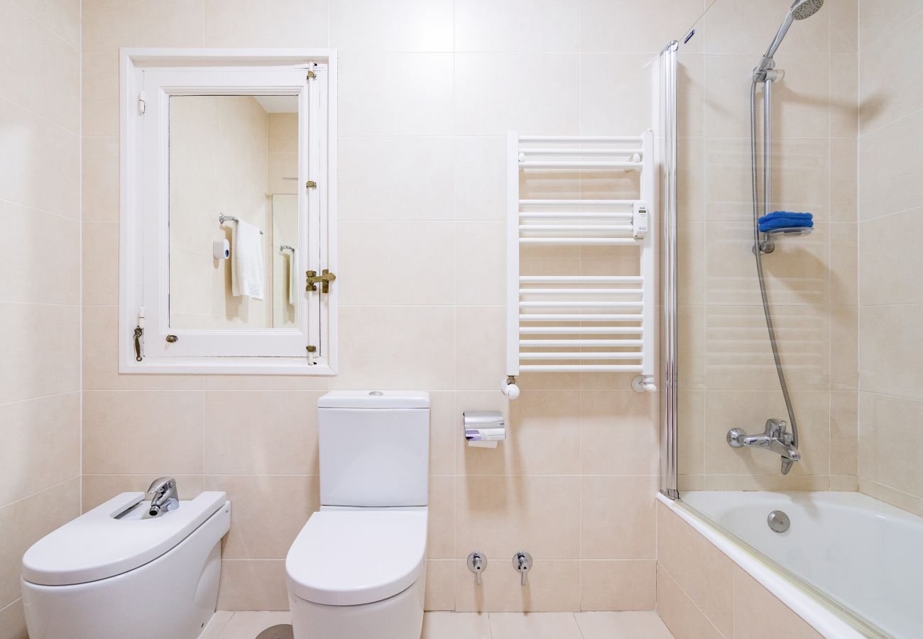 Apartamento en Madrid - Elegante y cómoda vivienda en el corazón del Barrio Salamanca Madrid M (PAD37)