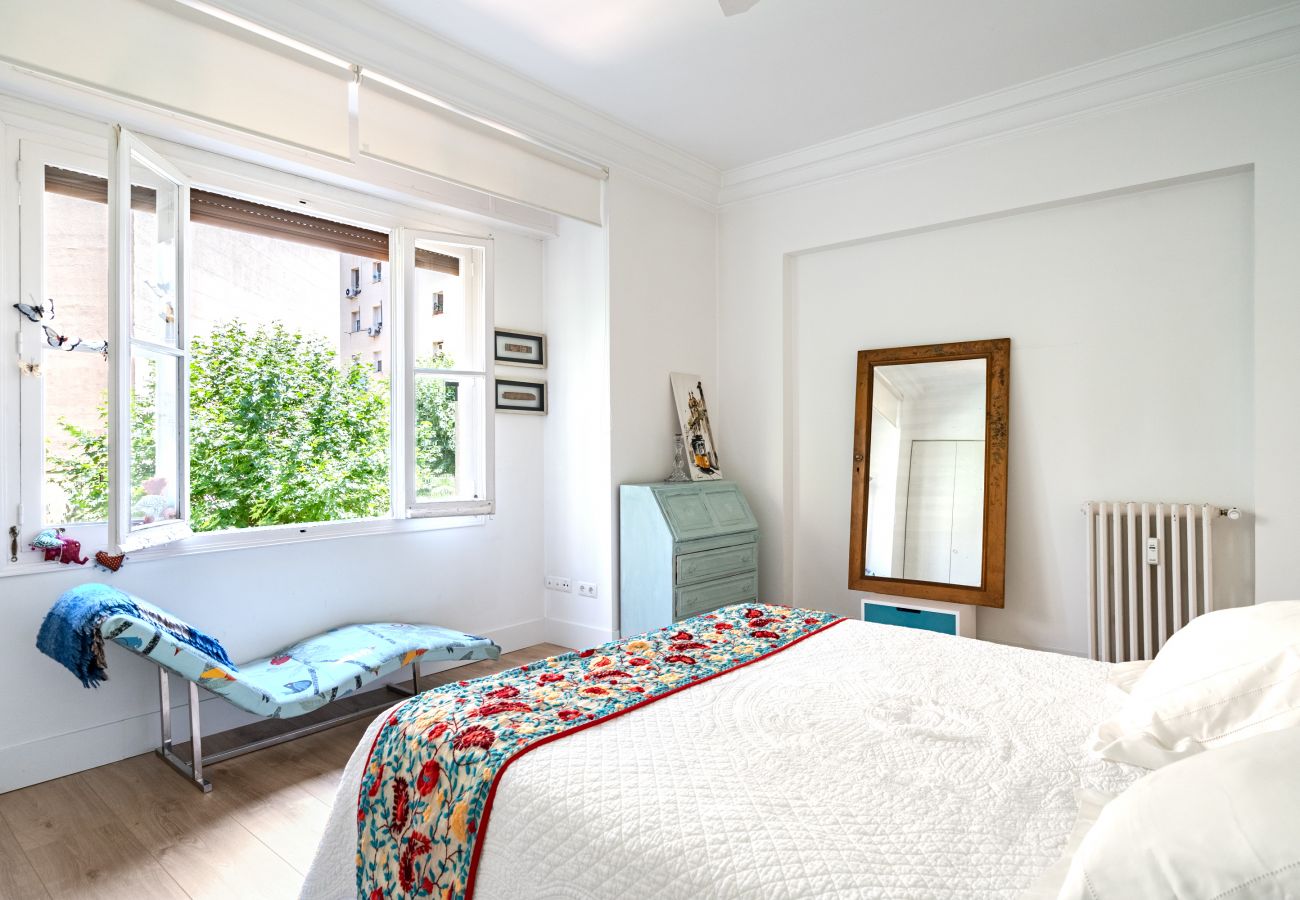 Apartamento en Madrid - Elegante y cómoda vivienda en el corazón del Barrio Salamanca Madrid M (PAD37)