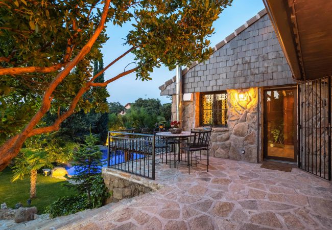 Chalet en Batres - M (GAM4) Finca Rural el Caribe Chalet en Batres - M (GAM4) Finca Rural el Caribe