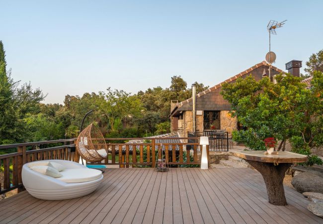 Chalet en Batres - M (GAM4) Finca Rural el Caribe Chalet en Batres - M (GAM4) Finca Rural el Caribe