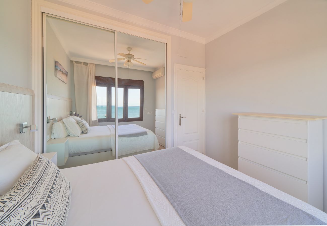Apartamento en Torremolinos - Apartamento Playa Los Álamos - Bajondillo, free parking
