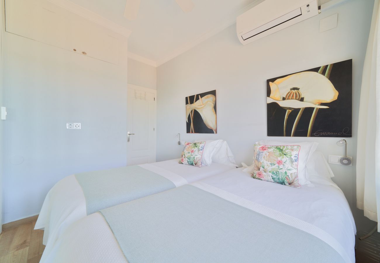 Apartamento en Torremolinos - Apartamento Playa Los Álamos - Bajondillo, free parking