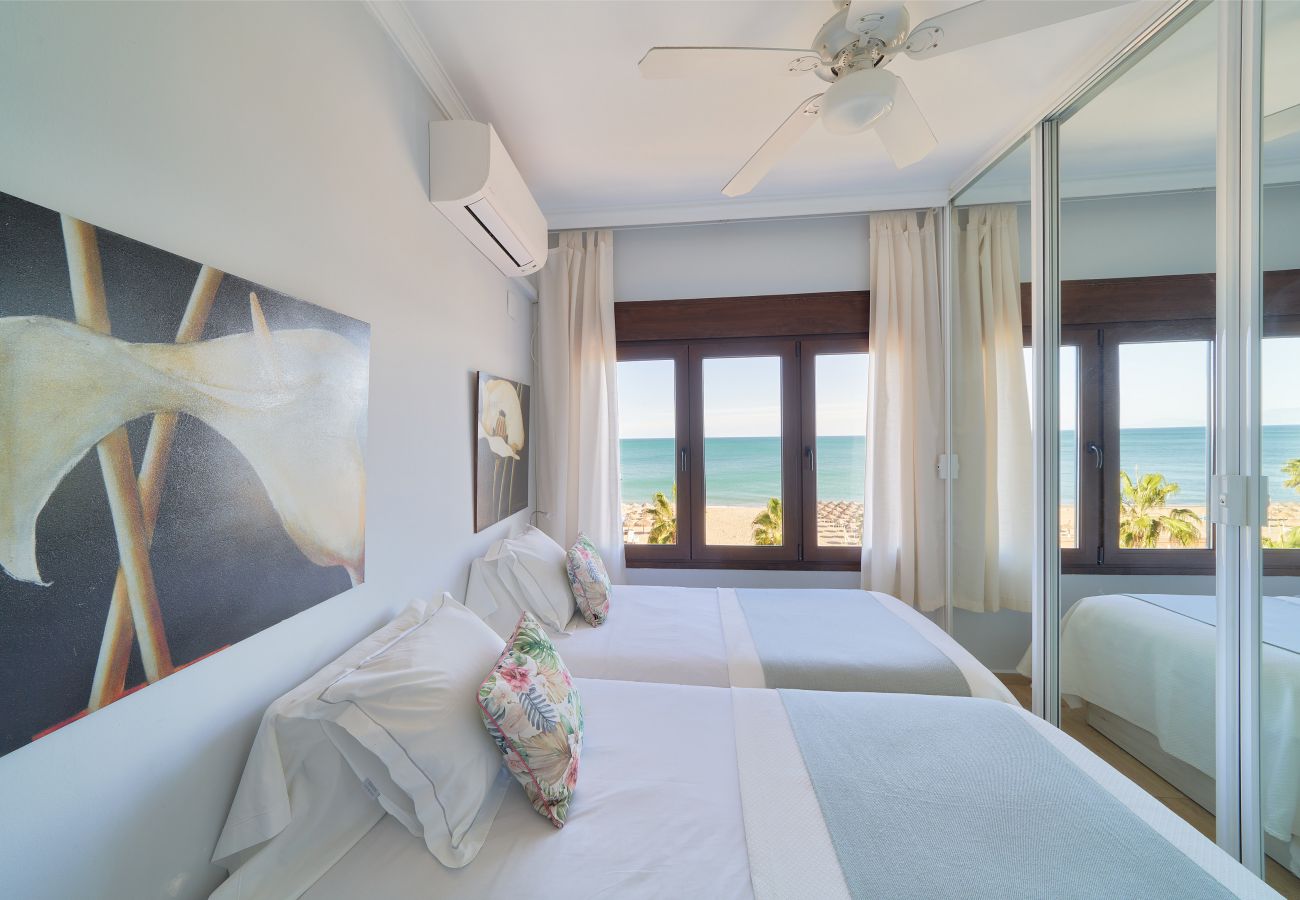 Apartamento en Torremolinos - Apartamento Playa Los Álamos - Bajondillo, free parking