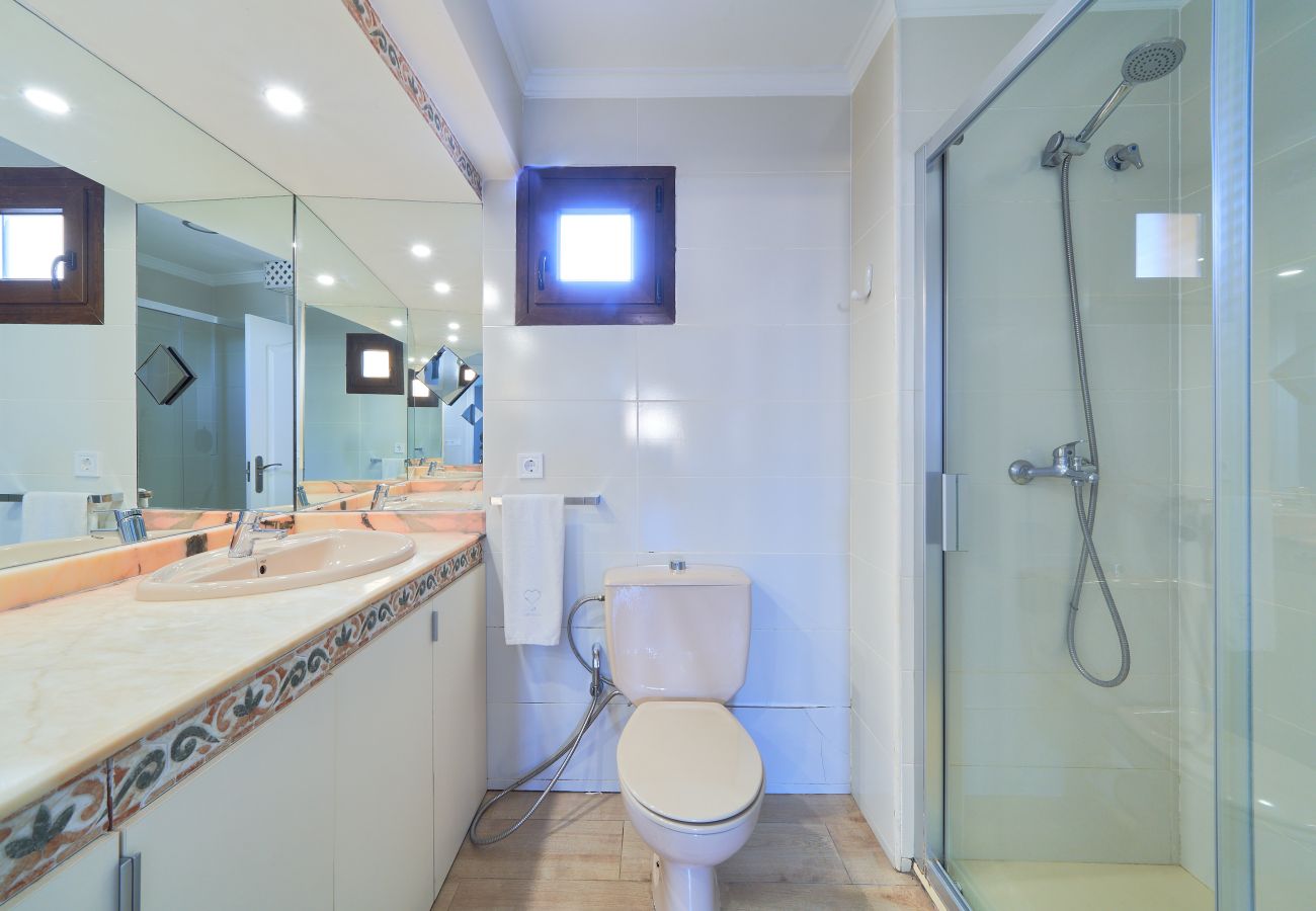 Apartamento en Torremolinos - Apartamento Playa Los Álamos - Bajondillo, free parking