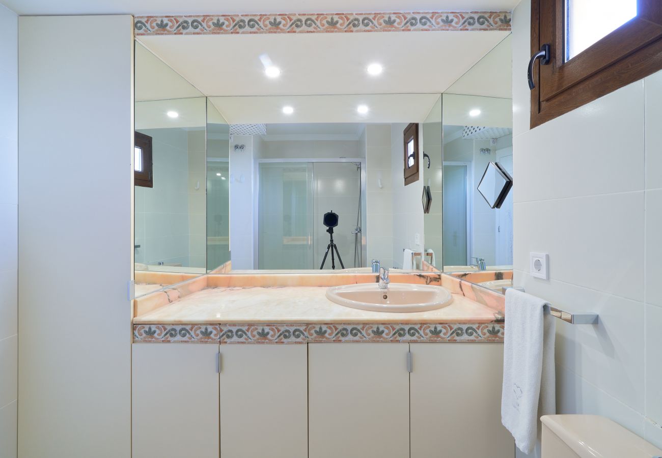 Apartamento en Torremolinos - Apartamento Playa Los Álamos - Bajondillo, free parking
