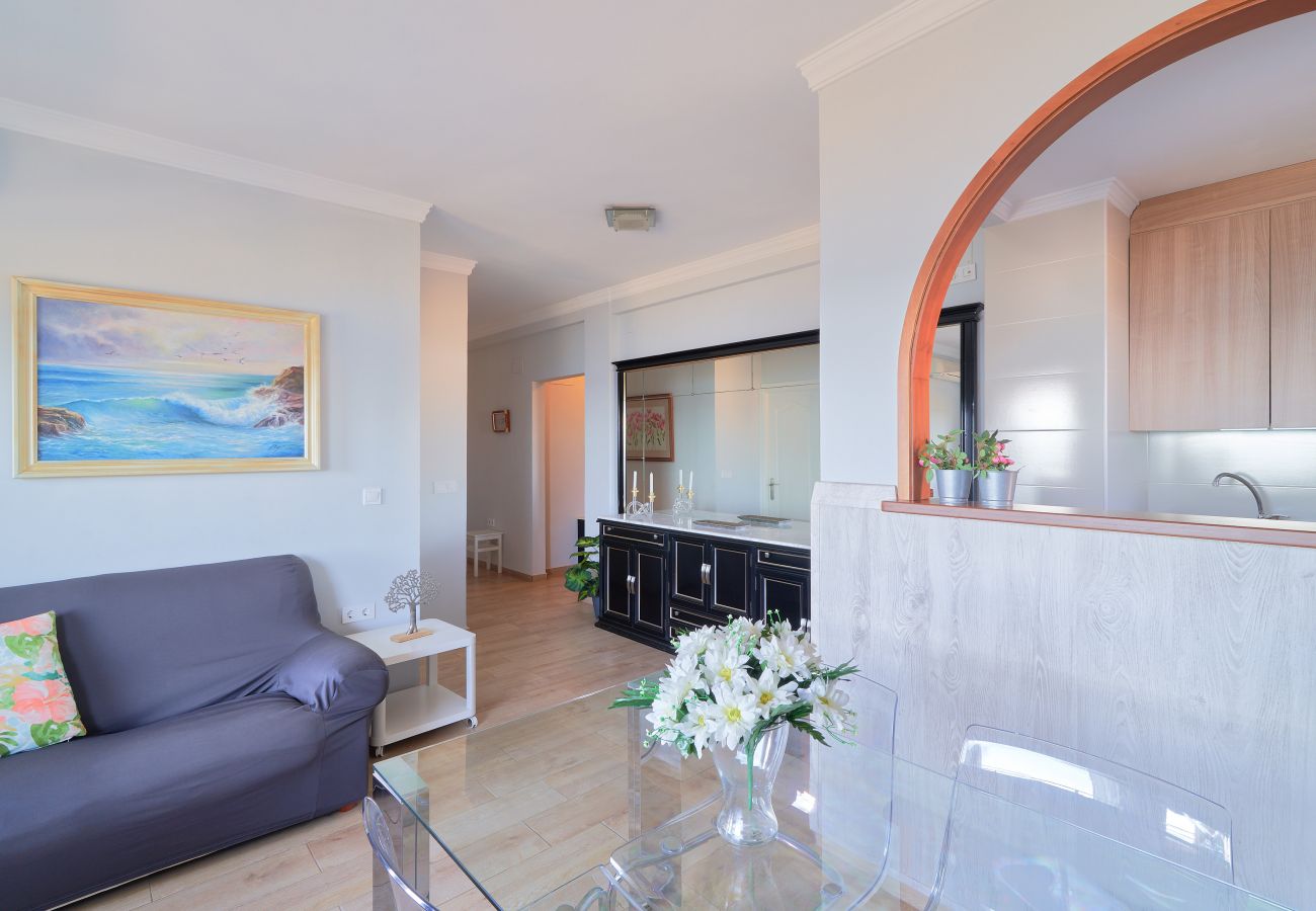 Apartamento en Torremolinos - Apartamento Playa Los Álamos - Bajondillo, free parking