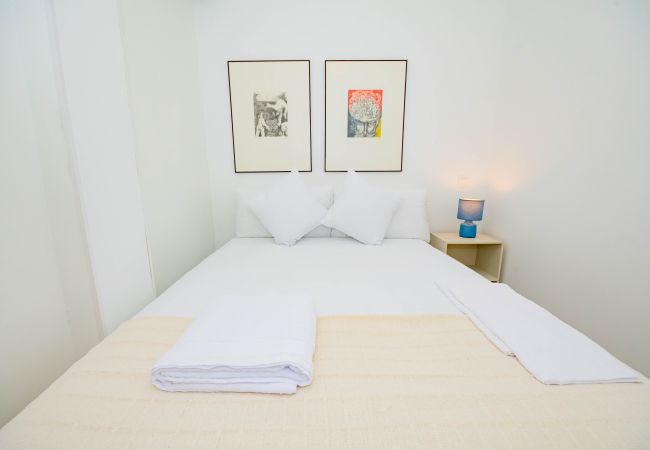 Apartamento en Madrid - Acogedor y coqueto apartamento de 3 dormitorios en Madrid M (ASR18)