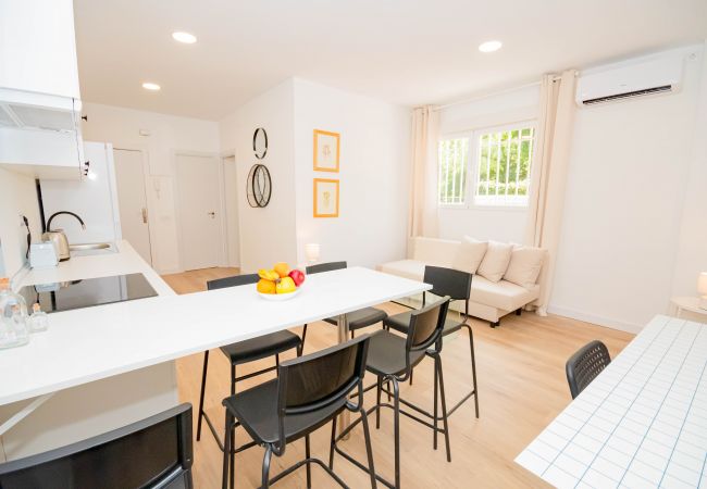 Apartamento en Madrid - Acogedor y coqueto apartamento de 3 dormitorios en Madrid M (ASR18)