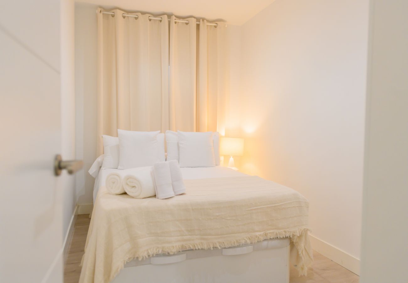 Apartamento en Madrid - COQUETO APARTAMENTO JUNTO INSTITUTO DE EMPRESA