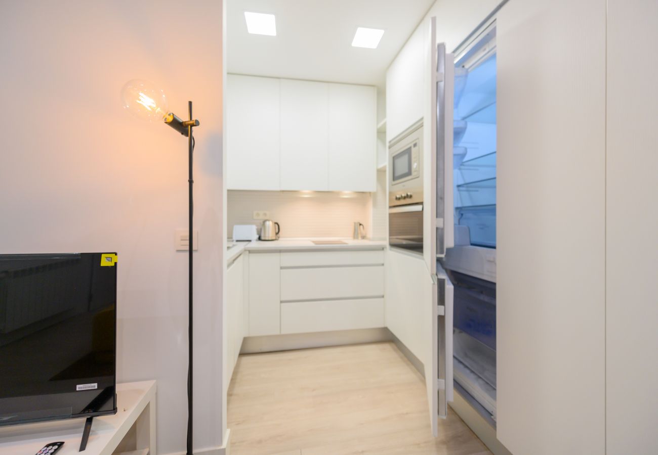 Apartamento en Madrid - COQUETO APARTAMENTO JUNTO INSTITUTO DE EMPRESA
