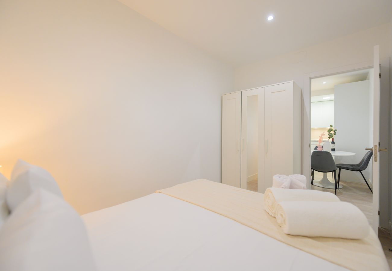 Apartamento en Madrid - COQUETO APARTAMENTO JUNTO INSTITUTO DE EMPRESA