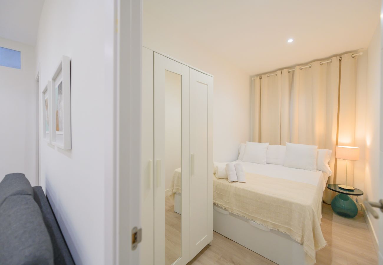 Apartamento en Madrid - COQUETO APARTAMENTO JUNTO INSTITUTO DE EMPRESA