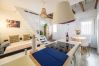 Apartamento en Madrid - M (SEG514) Encantadora buhardilla dúplex en el cor