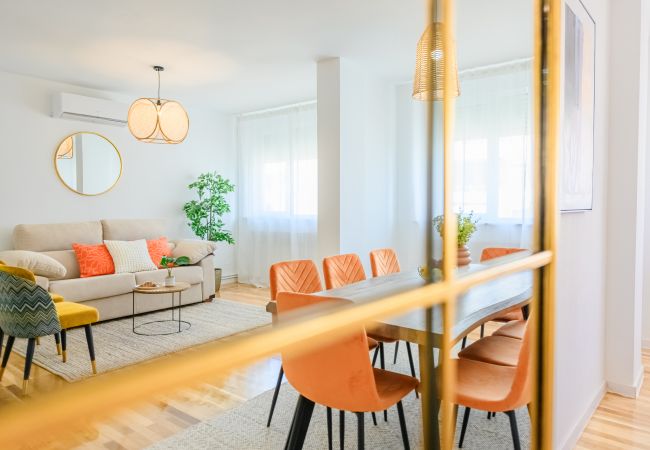 Apartamento en Madrid - Amplia y cómoda casa de cuatro dormitorios en Chamberí - Madrid