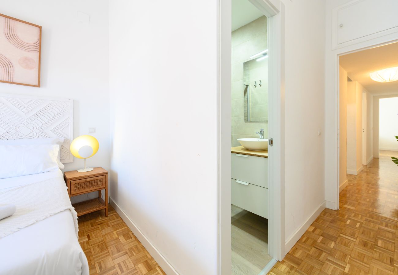 Apartamento en Madrid - M (AZA14) Amplio y elegante apartamento en Prosper