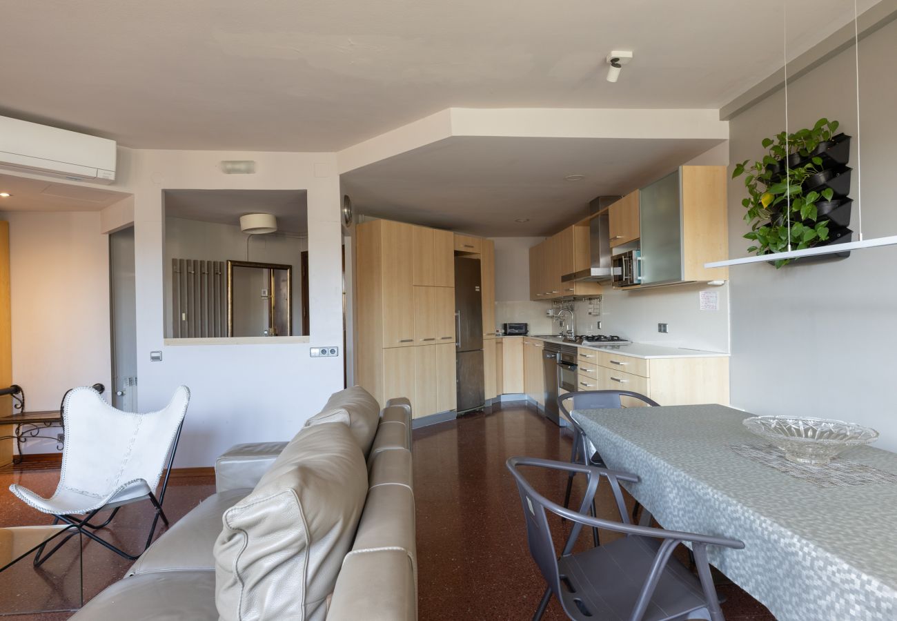 Apartamento en Barcelona - Bright, large and central apartment in Barcelona
