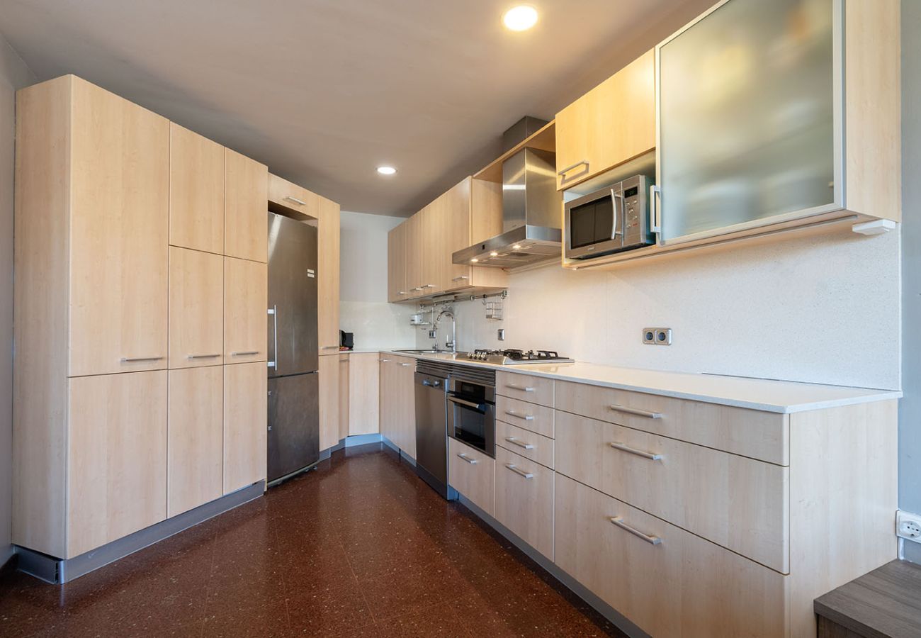 Apartamento en Barcelona - Bright, large and central apartment in Barcelona