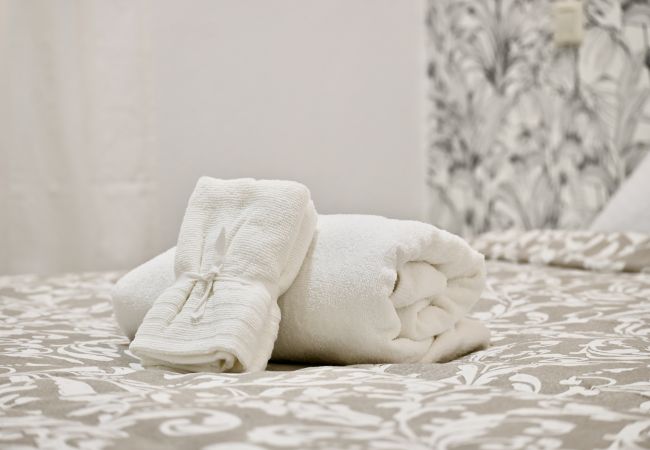 Apartamento en Madrid - M (DIN131A) Céntrico apartamento en la Calle Infan Apartamento en Madrid - M (DIN131A) Céntrico apartamento en la Calle Infan