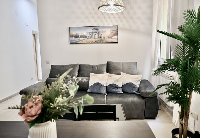 Apartamento en Madrid - M (DIN131A) Céntrico apartamento en la Calle Infan Apartamento en Madrid - M (DIN131A) Céntrico apartamento en la Calle Infan