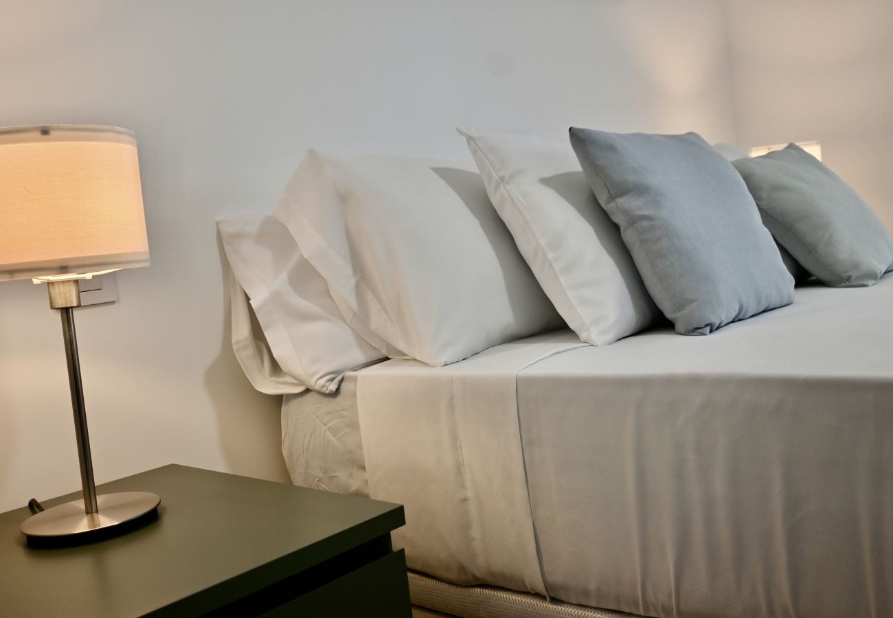 Estudio en Madrid - Acogedor Apartamento Tipo Estudio cerca de la Plaza de Toros en Ventas