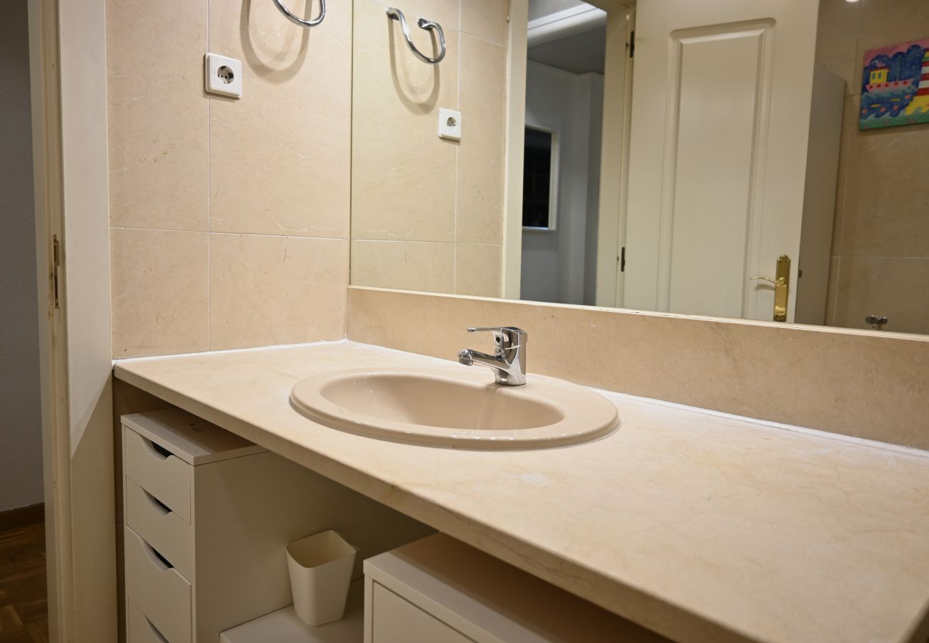 Estudio en Madrid - M (HRL5) Luminoso apartamento BºPilar