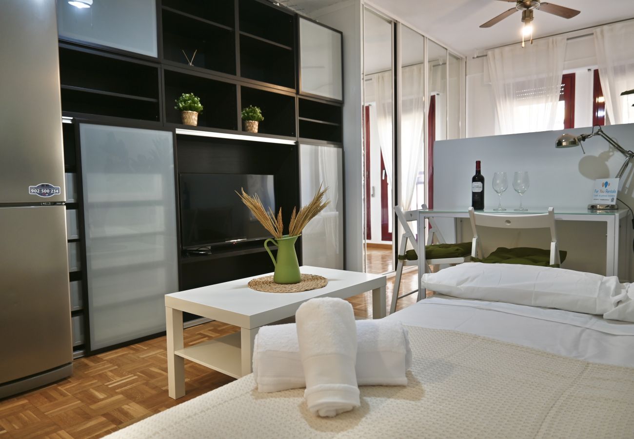 Estudio en Madrid - M (HRL5) Luminoso apartamento BºPilar