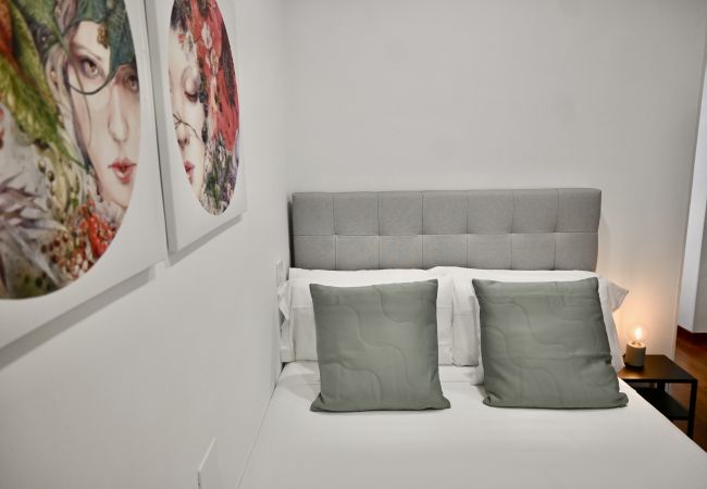Apartamento en Madrid - M (AMA1026) Vivienda de cuatro dormitorios en Arga Apartamento en Madrid - M (AMA1026) Vivienda de cuatro dormitorios en Arga