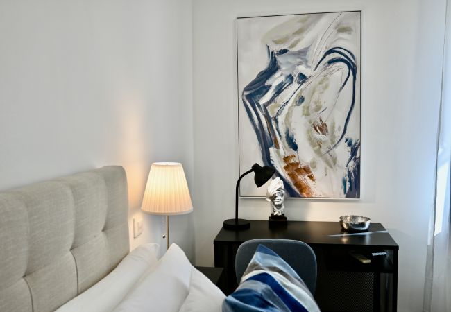 Apartamento en Madrid - M (AMA1026) Vivienda de cuatro dormitorios en Arga Apartamento en Madrid - M (AMA1026) Vivienda de cuatro dormitorios en Arga