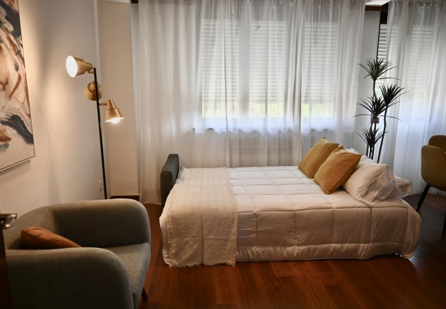 Apartamento en Madrid - M (AMA1026) Vivienda de cuatro dormitorios en Arga Apartamento en Madrid - M (AMA1026) Vivienda de cuatro dormitorios en Arga