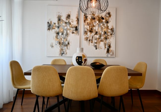 Apartamento en Madrid - M (AMA1026) Vivienda de cuatro dormitorios en Arga Apartamento en Madrid - M (AMA1026) Vivienda de cuatro dormitorios en Arga