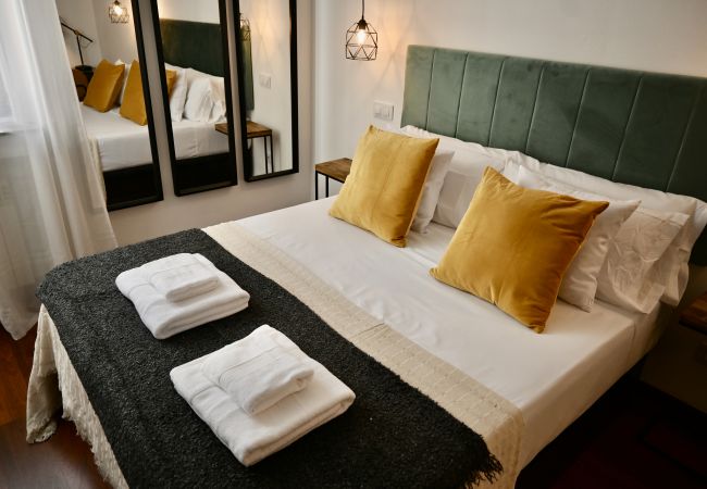 Apartamento en Madrid - M (AMA1026) Vivienda de cuatro dormitorios en Arga Apartamento en Madrid - M (AMA1026) Vivienda de cuatro dormitorios en Arga