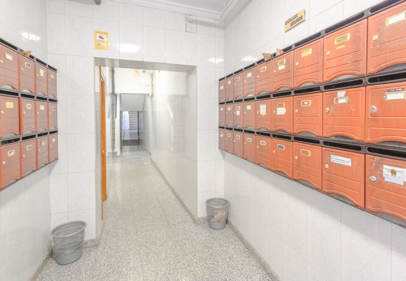 Apartamento en Madrid - Bonito y coqueto apartamento en Vallecas