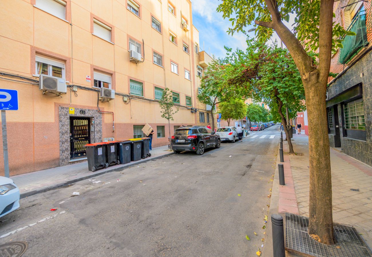 Apartamento en Madrid - Bonito y coqueto apartamento en Vallecas