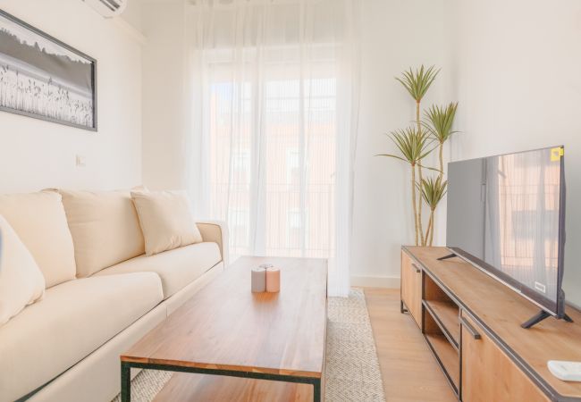 Apartamento en Madrid - Elegante y cómodo apartamento de tres dormitorios en Vallecas