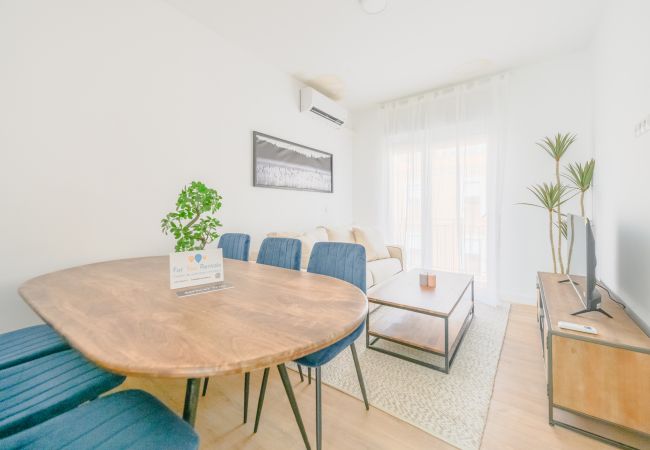 Apartamento en Madrid - Elegante y cómodo apartamento de tres dormitorios en Vallecas