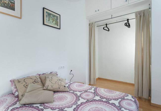 Apartamento en Barcelona - Luminoso, céntrico y silencioso apartamento