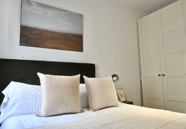 Apartamento en Madrid - Moderno Apartamento de dos dormitorios y dos baños en Avenida América  CTG101