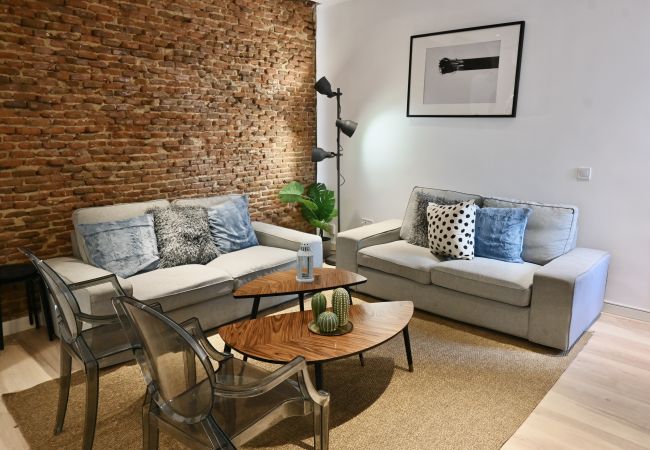 Apartamento en Madrid - Moderno Apartamento de dos dormitorios y dos baños en Avenida América  CTG101