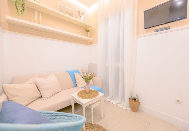 Apartamento en Madrid - Atractivo apartamento de un dormitorio con patio interior junto al Intercambiador de Avenida América CTG83