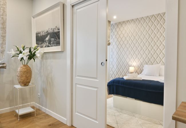 Apartamento en Madrid - Exclusivo Apartamento de Tres Dormitorios a Pasos de Plaza de Castilla