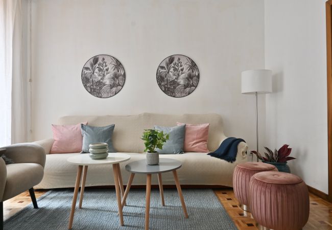 Apartamento en Madrid - M (VEL132) Encantador Apartamento de Cuatro Dormit Apartamento en Madrid - M (VEL132) Encantador Apartamento de Cuatro Dormit