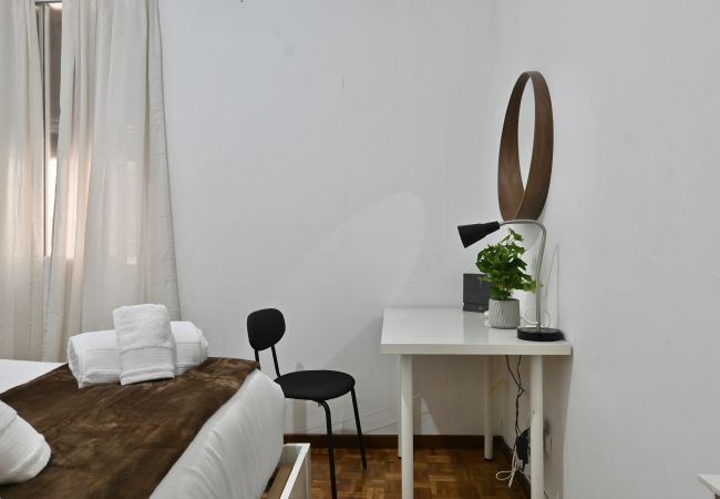 Apartamento en Madrid - M (VEL132) Encantador Apartamento de Cuatro Dormit Apartamento en Madrid - M (VEL132) Encantador Apartamento de Cuatro Dormit