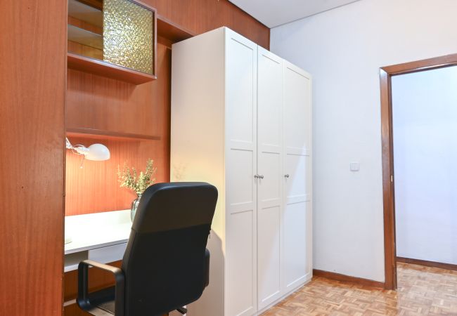 Apartamento en Madrid - M (VEL132) Encantador Apartamento de Cuatro Dormit Apartamento en Madrid - M (VEL132) Encantador Apartamento de Cuatro Dormit