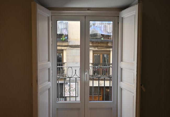 Apartamento en Madrid - M (CBA361) Céntrica y amplia vivienda de cuatro do Apartamento en Madrid - M (CBA361) Céntrica y amplia vivienda de cuatro do